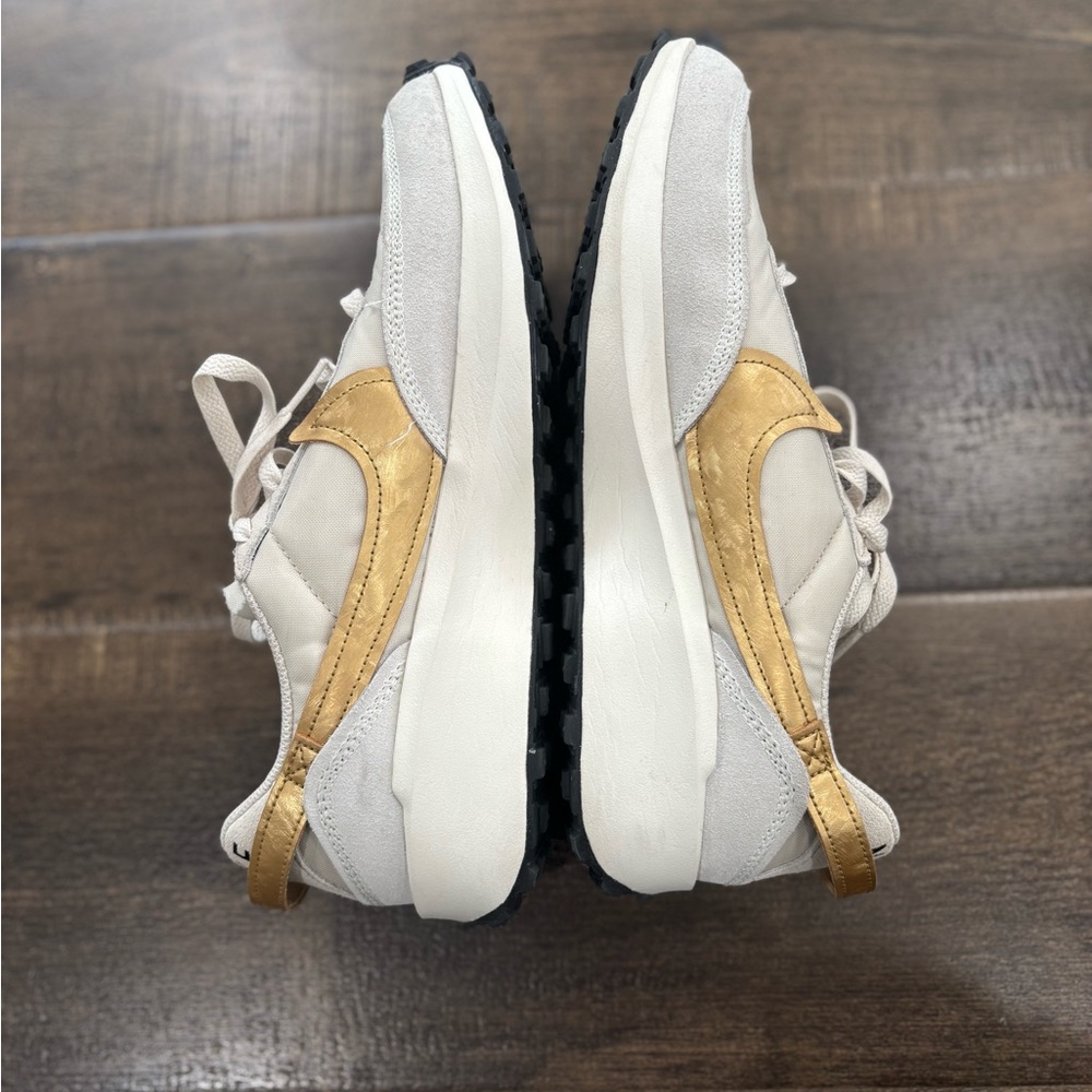 Nike Cream/White and Gold Sneakers - Picture 5 of 9